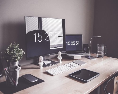 Modern PC display technology setup
